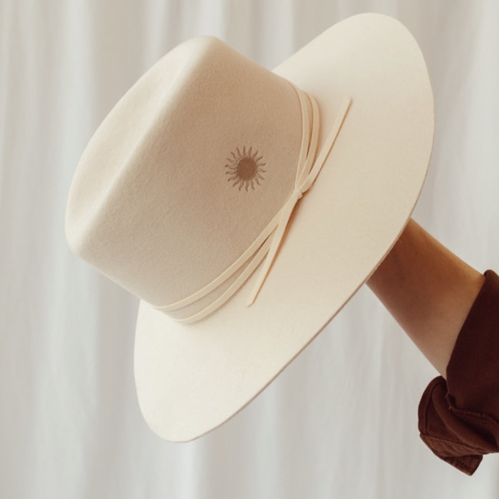 Free People Van Palma Artemis Hat in Off White